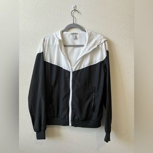 Black and White Windbreaker, M